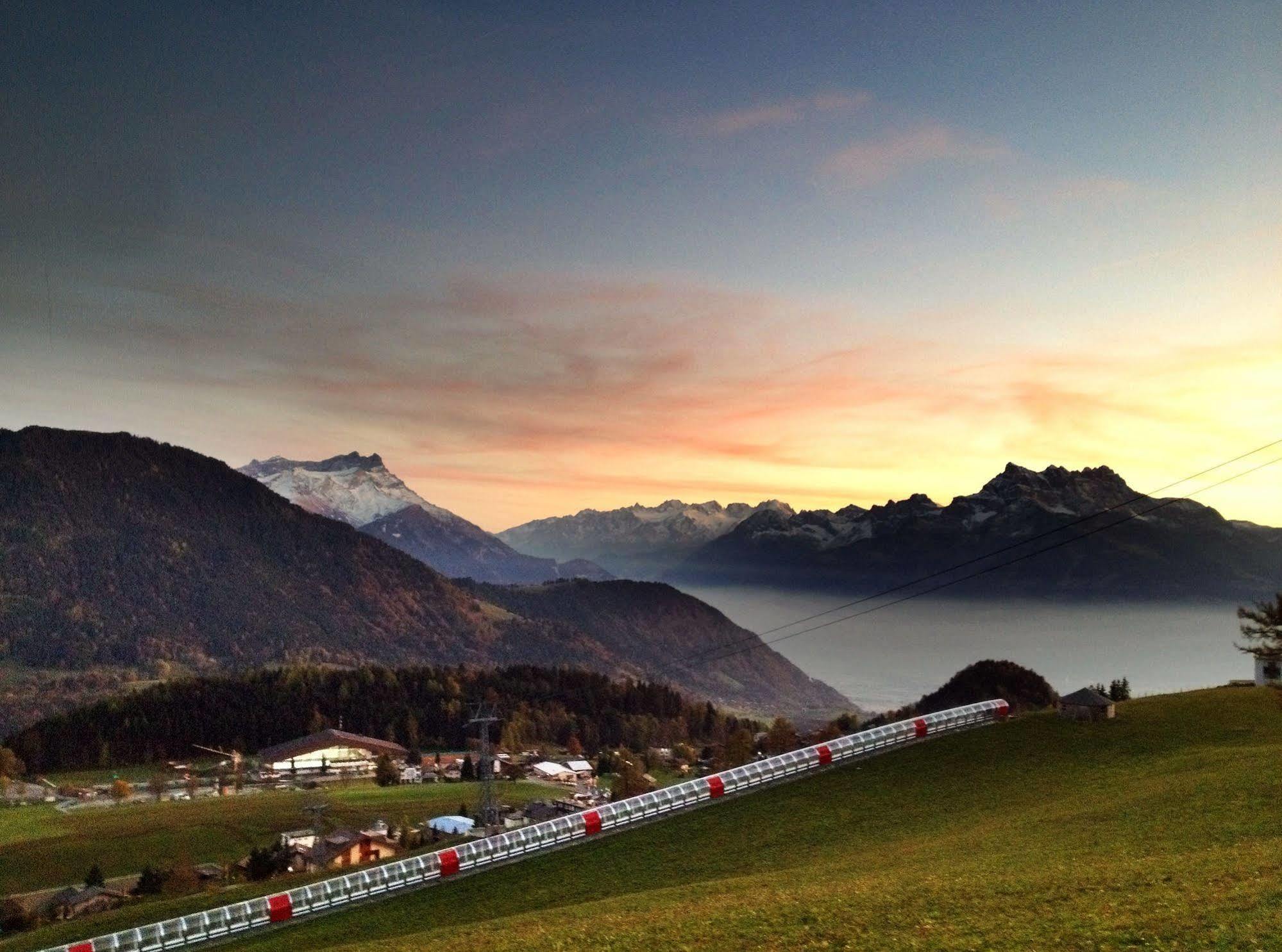 Leysin Lodge Luaran gambar